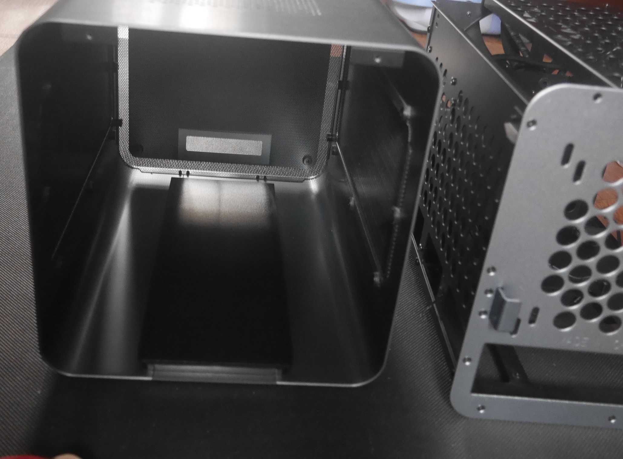 Корпус QUBE V8 Aluminum Gray (QBV8D_FBNU3)