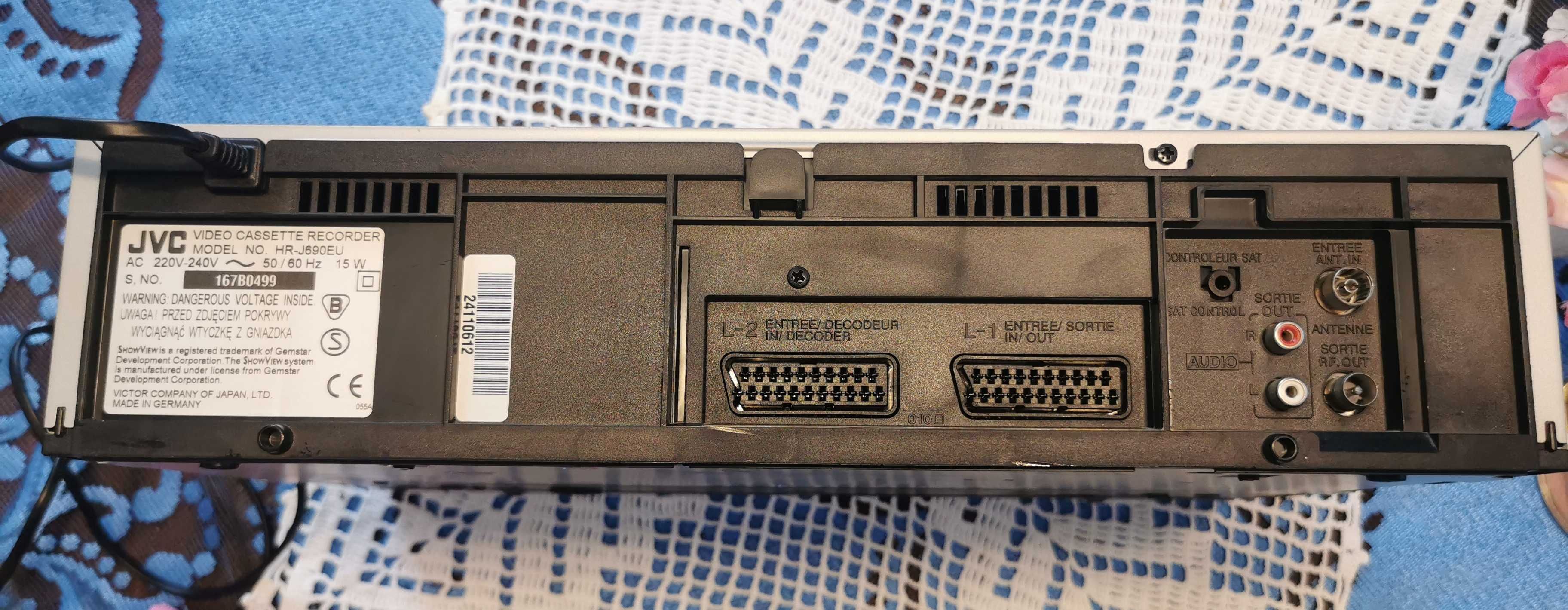 Magnetowid JVC HR-J690EU