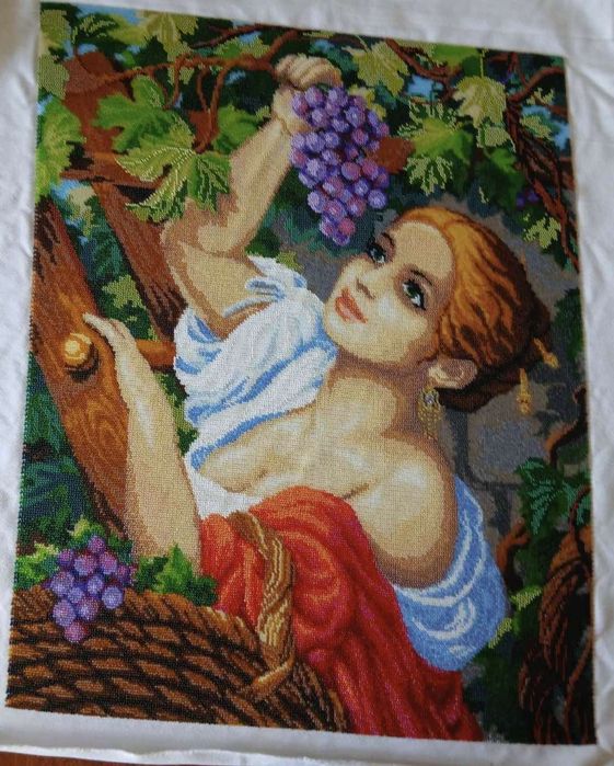 Картина бісером “Виноградниця” | Повна зашивка | 56×44 см | Без багета