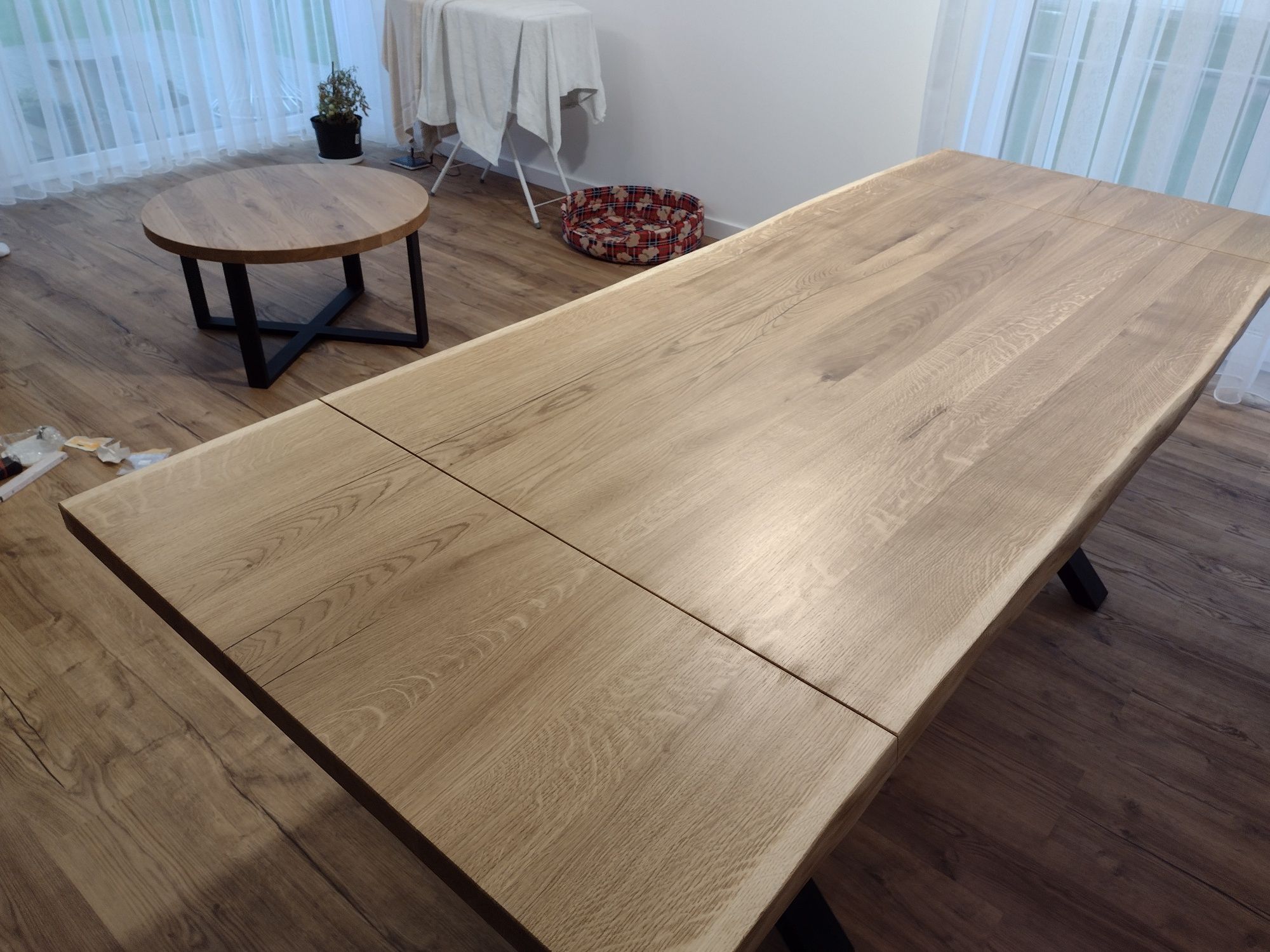 Stół dębowy w stylu loft  rozkładany