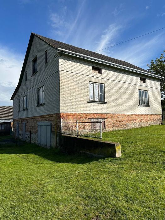 Продам будинок на березі річки Західний Буг!