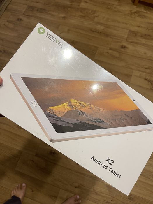Новий планшет YESTEL