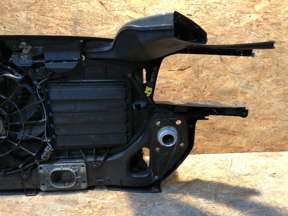 Pas przedni/ wzmocnienie/ chłodnice Audi A4 B6 1.8/1.9