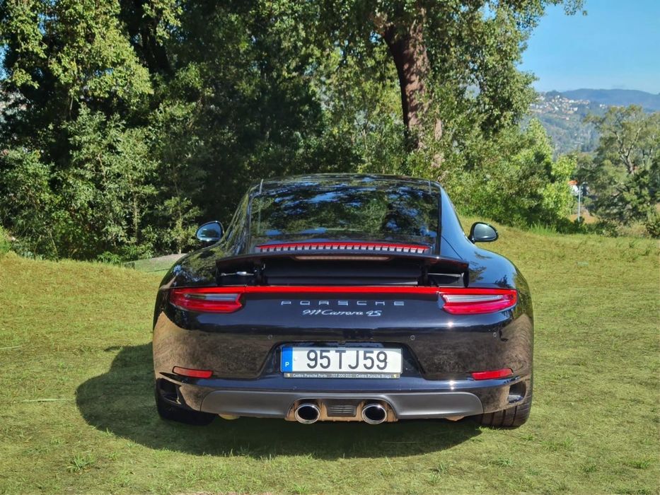 Porsche 911 Carrera 4 S PDK