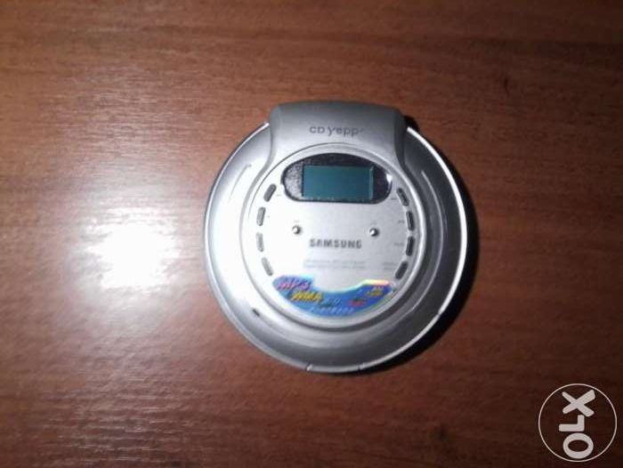 Player Samsung MCD-HF200S