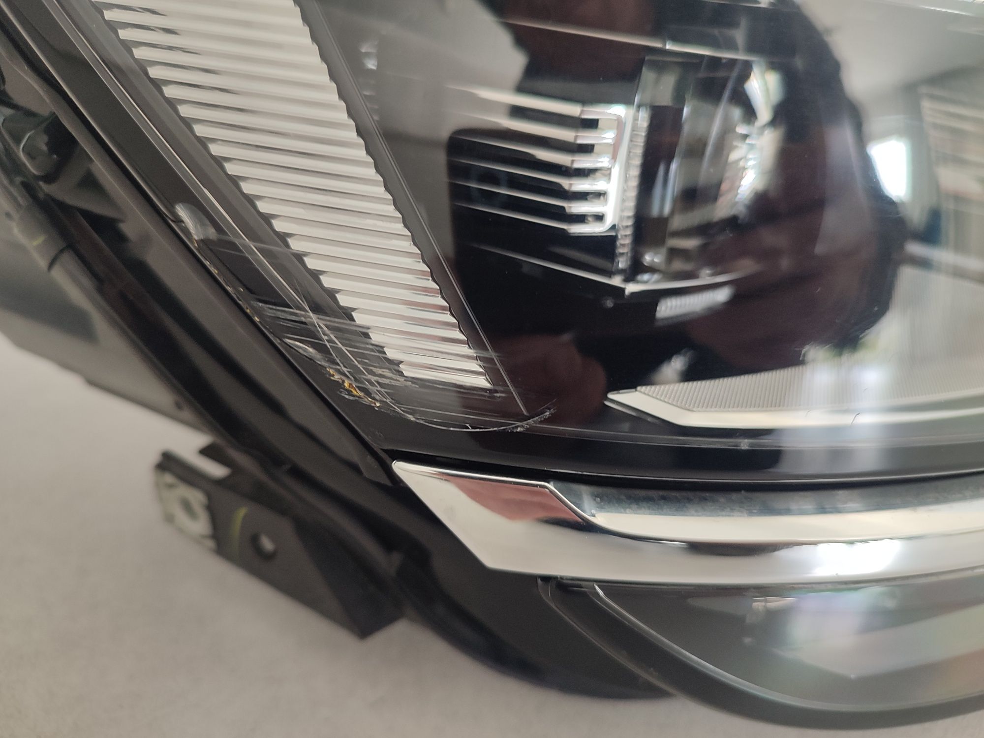Lampa Reflektor Prawy Przód VW Tiguan 2 II Full Led 17r + Oryginał