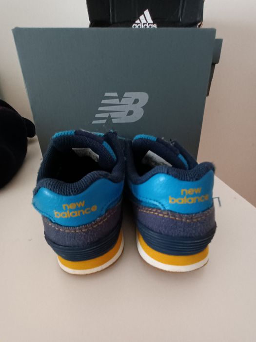 Sapatilhas new balance T22