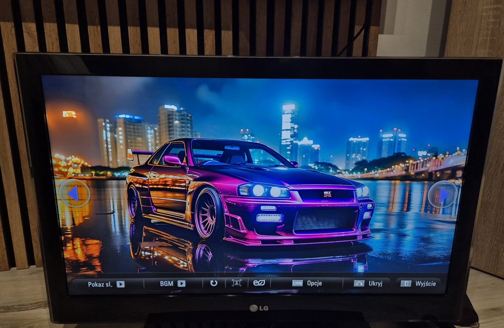 Telewizor 32 cale, full HD, super stan piękny ekran pilot podświetlany