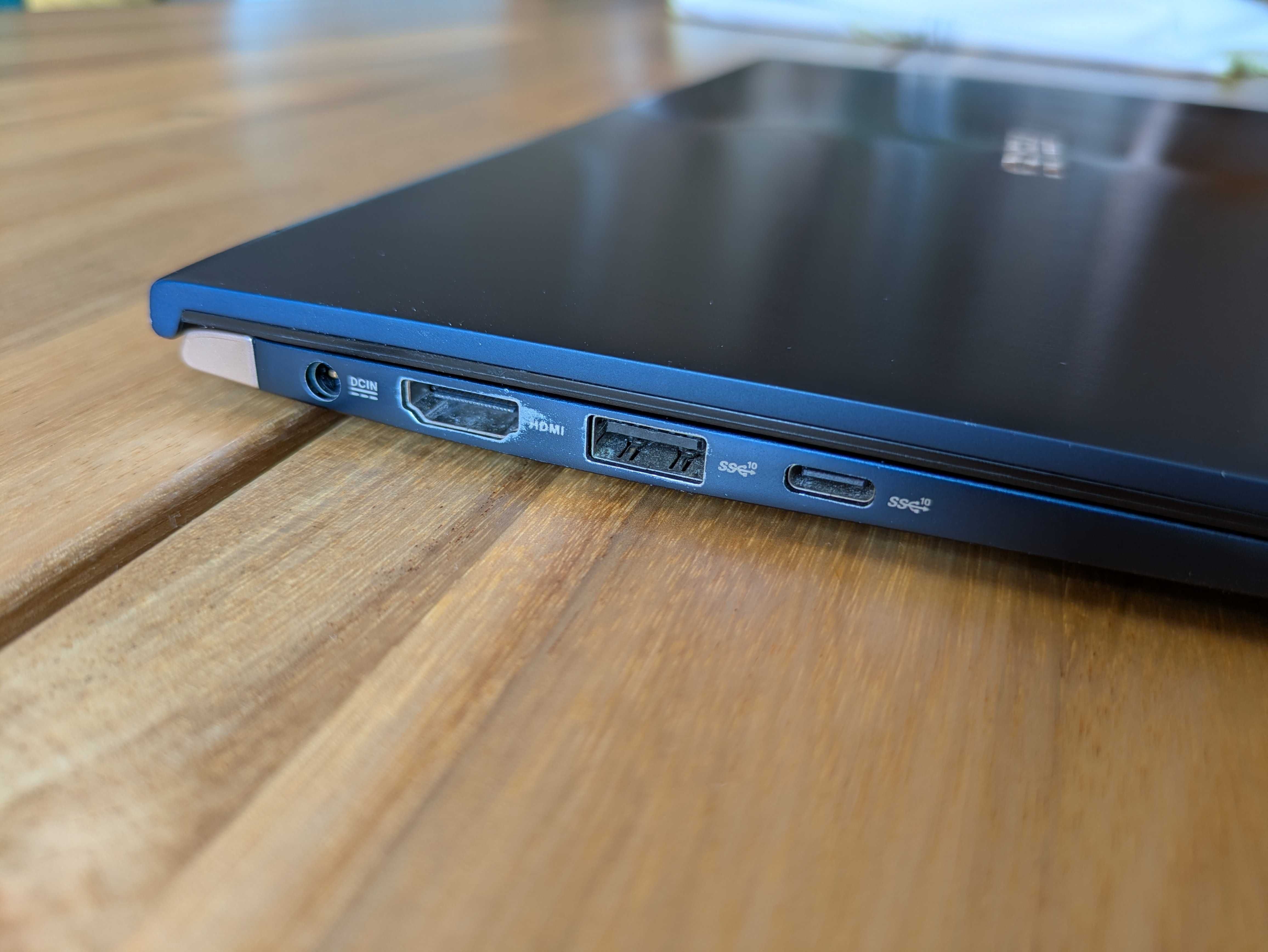 Asus ZenBook UX433F em muito bom estado