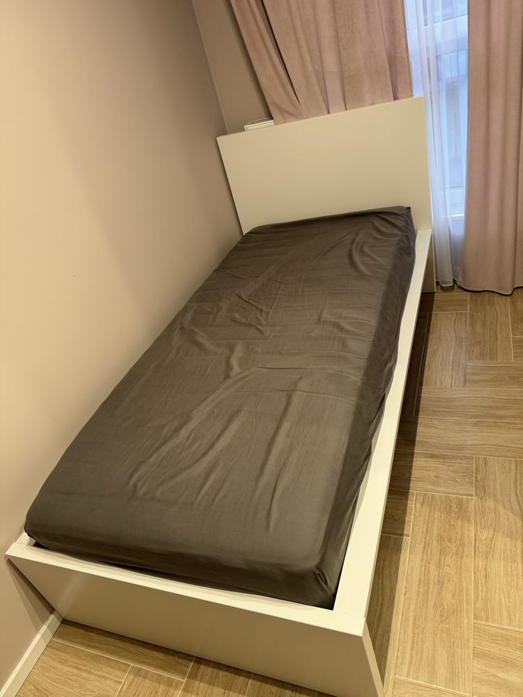 Łóżko pojedyncze