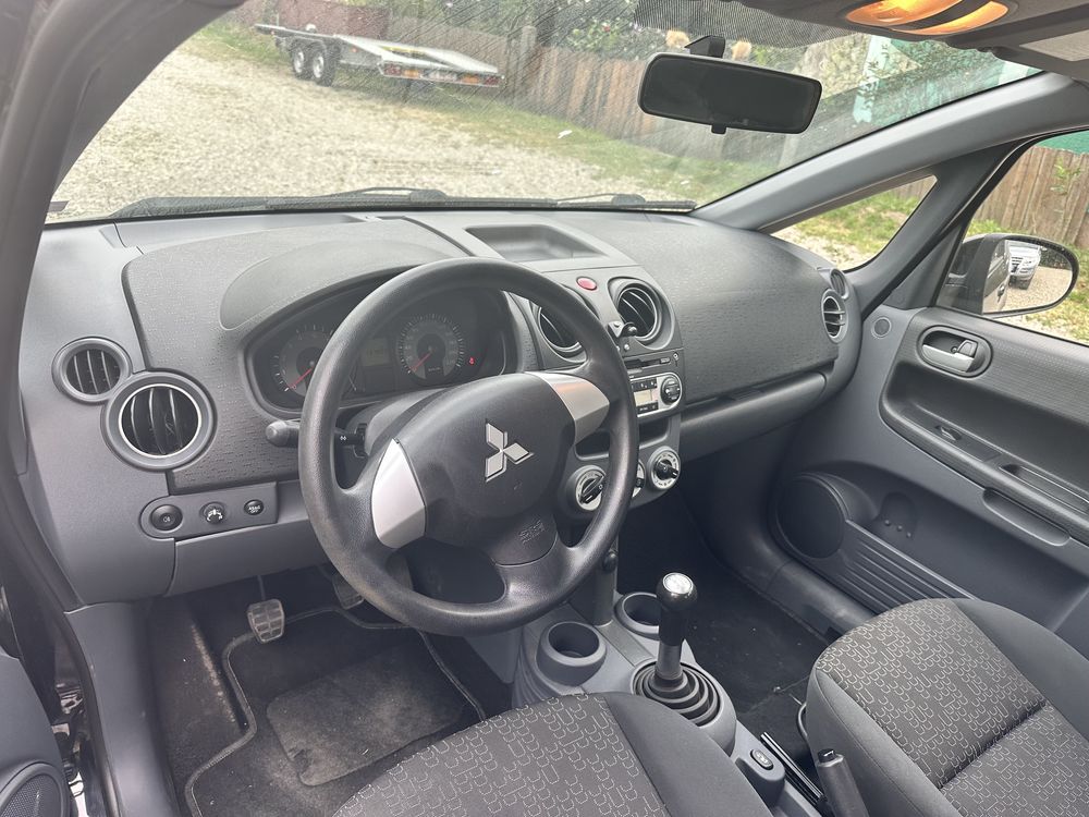 Mitsubishi Colt 2010