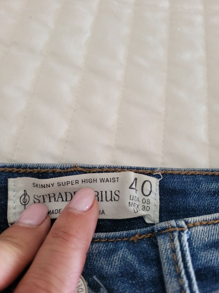 Calças skinny High Stradivarius
