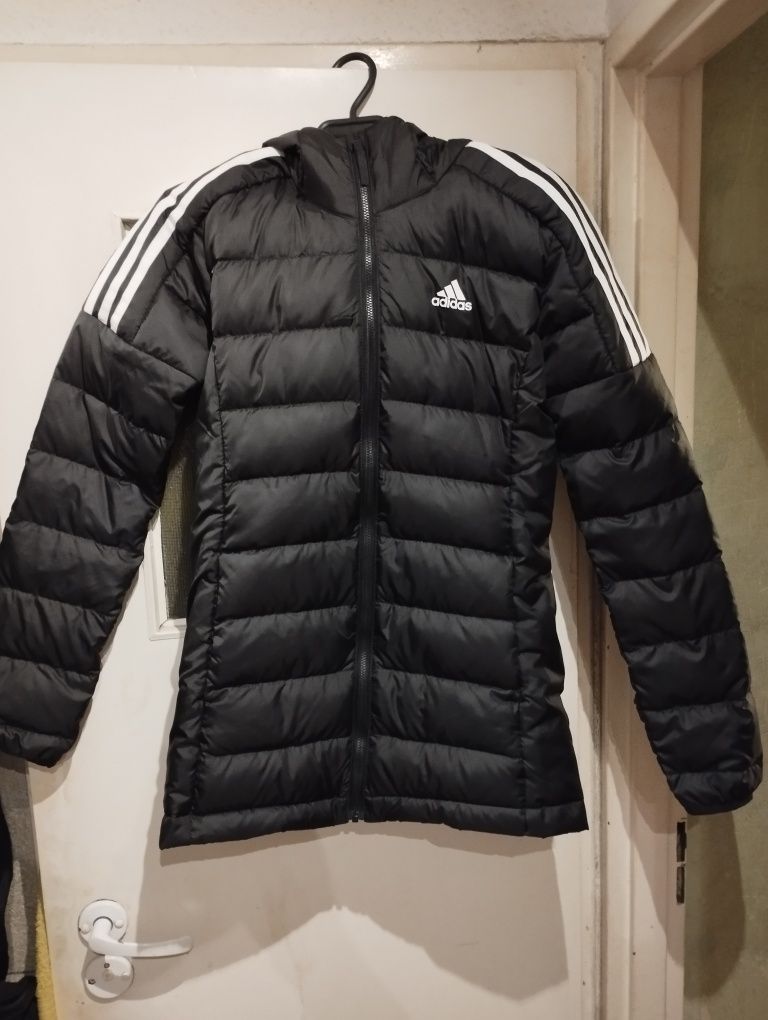 Adidas parka XS gh4590 woman essential down