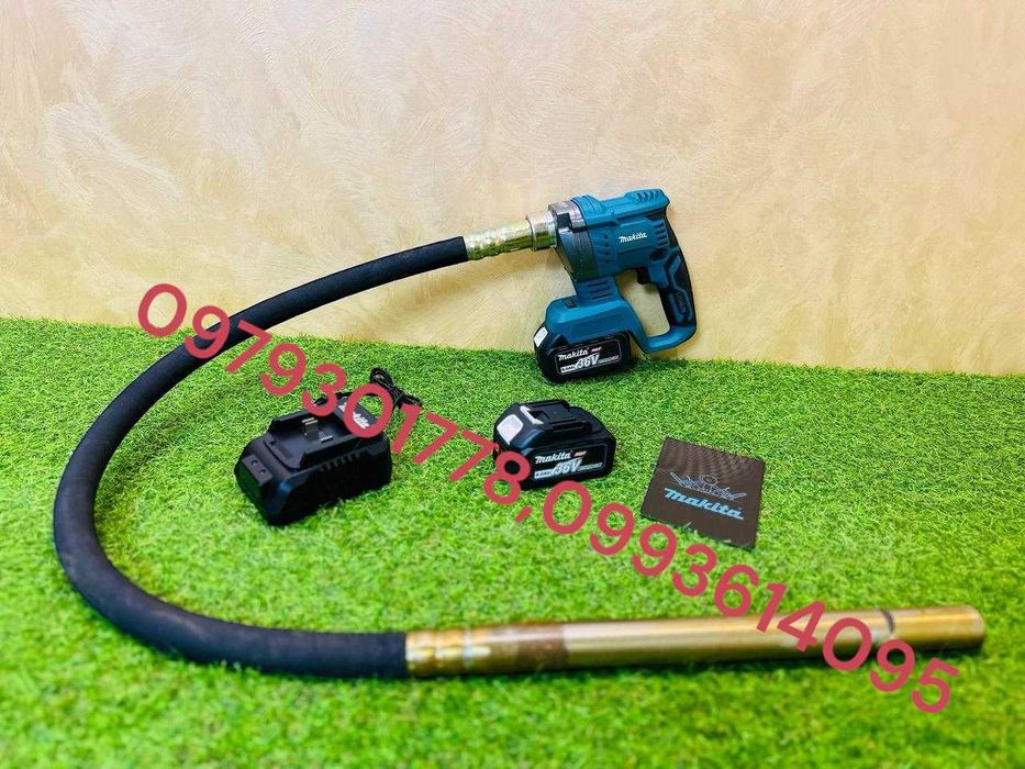 Акумуляторний вібратор для укладання бетону Makita MVR1500BL 36-8 XGT