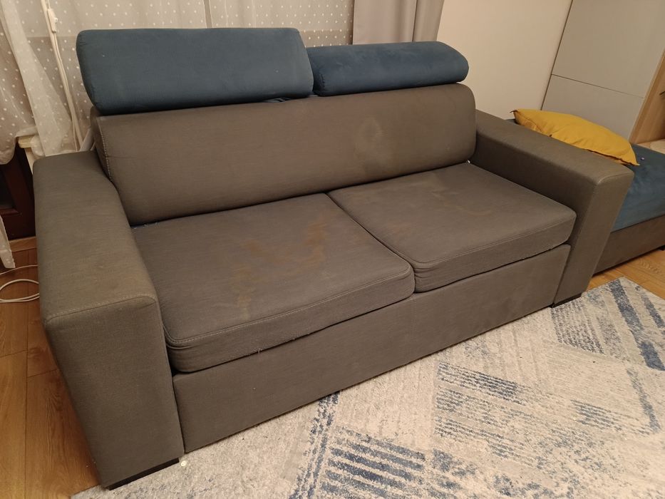 Sofa rozkładana plus skrzynia pufa