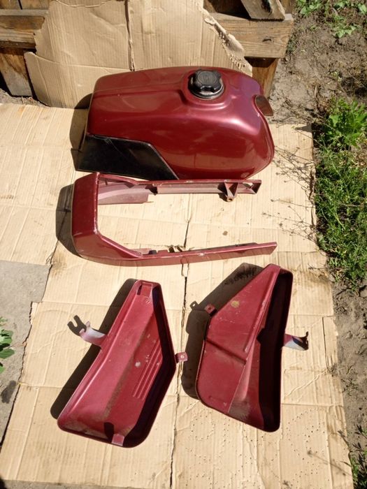 Колесо в збори ява R 18 обліцовка двигун в роботі запчастини любі