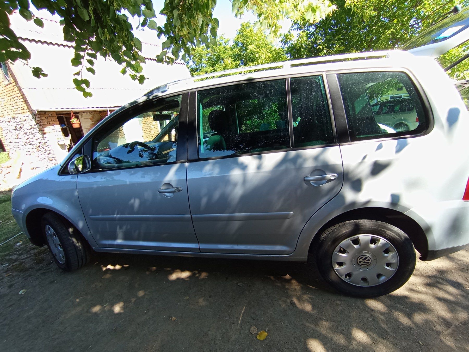 Продам Volkswagen Touran 2003 рік.