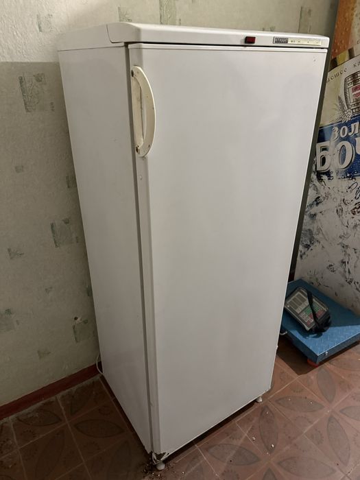 Продам морозильную камеру Атлант