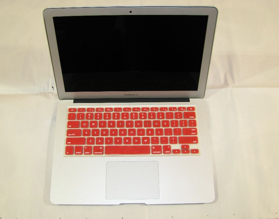Apple MacBook Air 13'' A1466 EMC 2632, 2013 года.