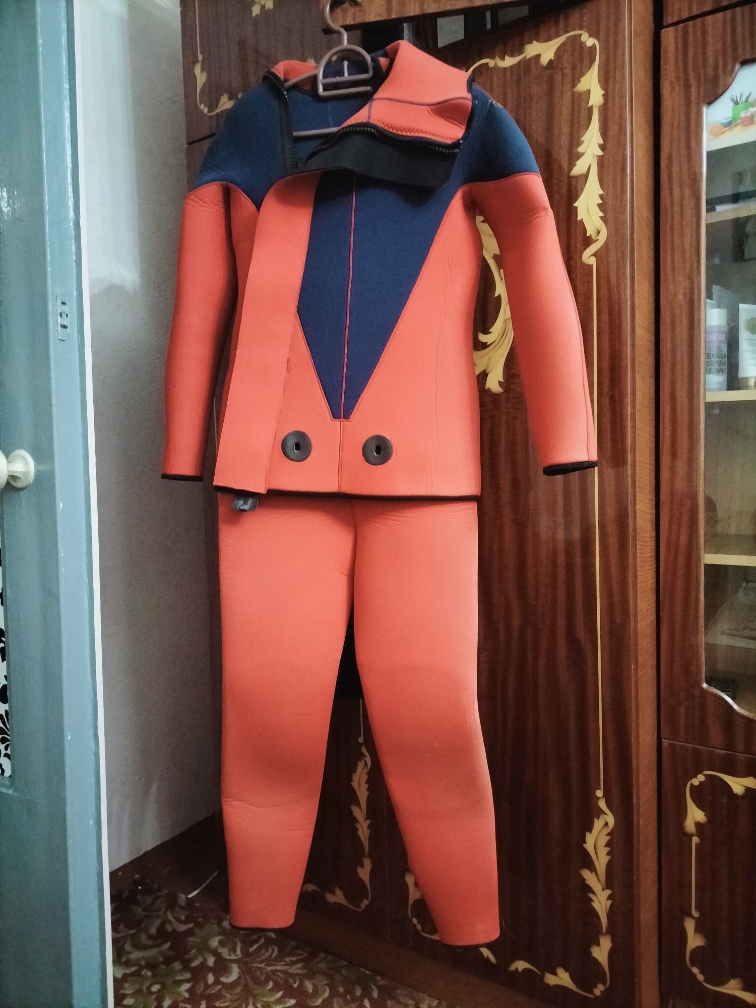 Неопреновый костюм для подводной охоты OBEN 5мм