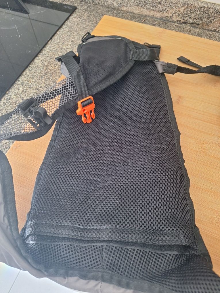 Mochila Trail  com depósito de água