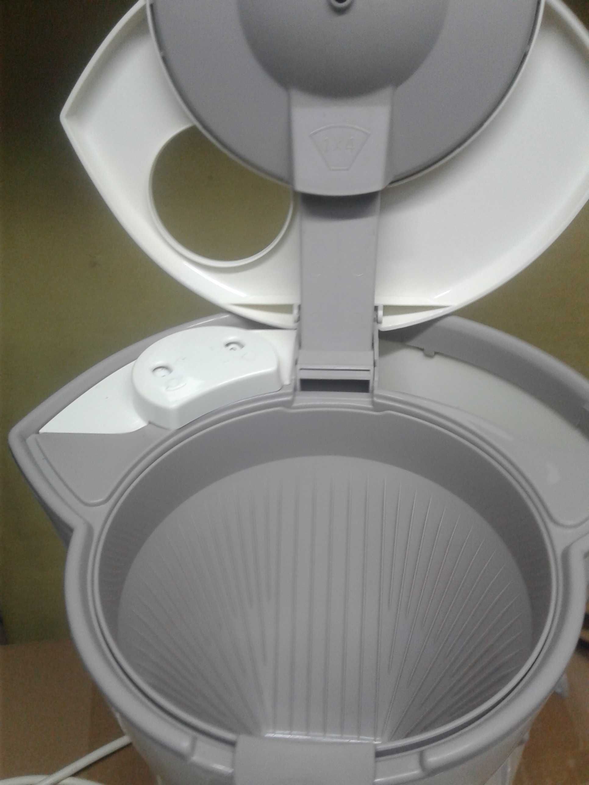 ekspres do kawy philips--tchibo