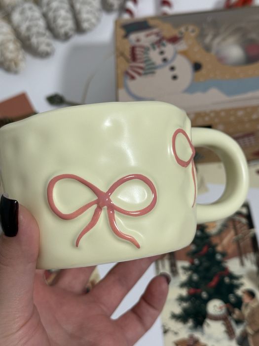 Чашка кружка горнятко з бантиками