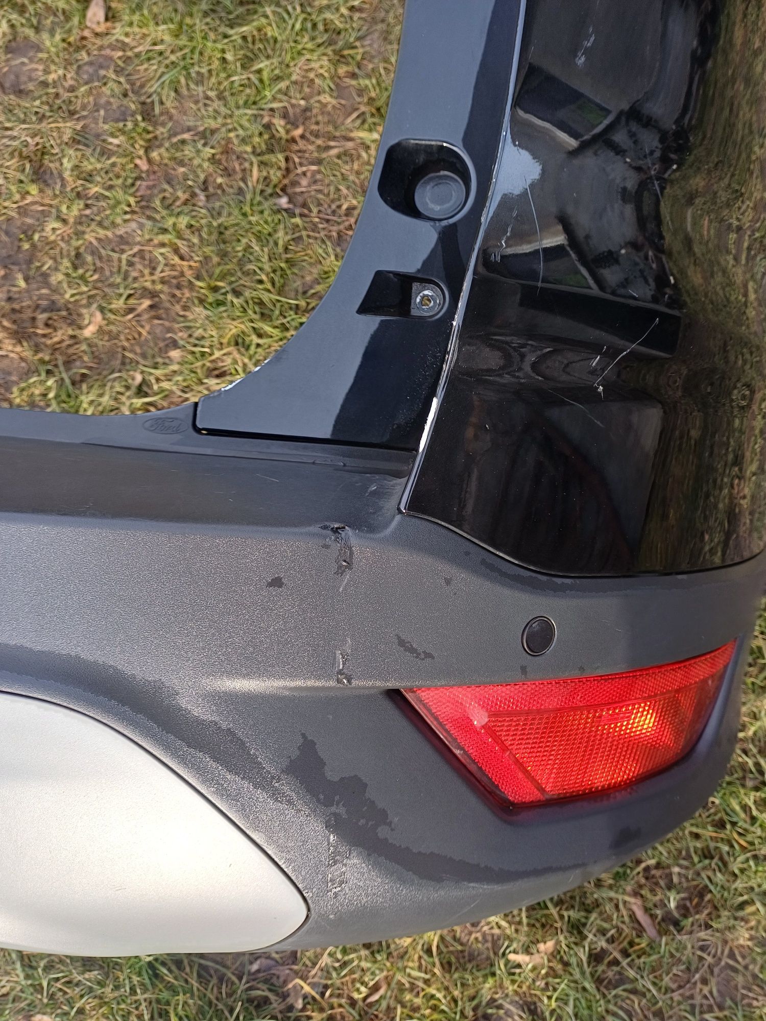 Zderzak tylny Ford Kuga Mk 2 kolor FD