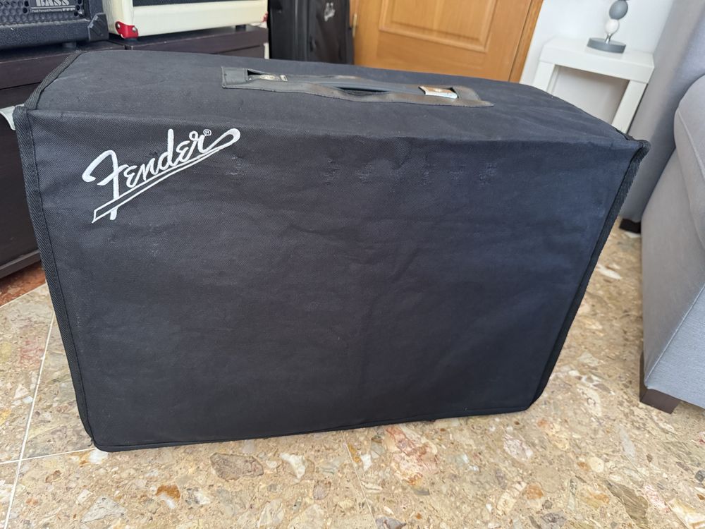 Fender Deluxe Reverb Tone Master