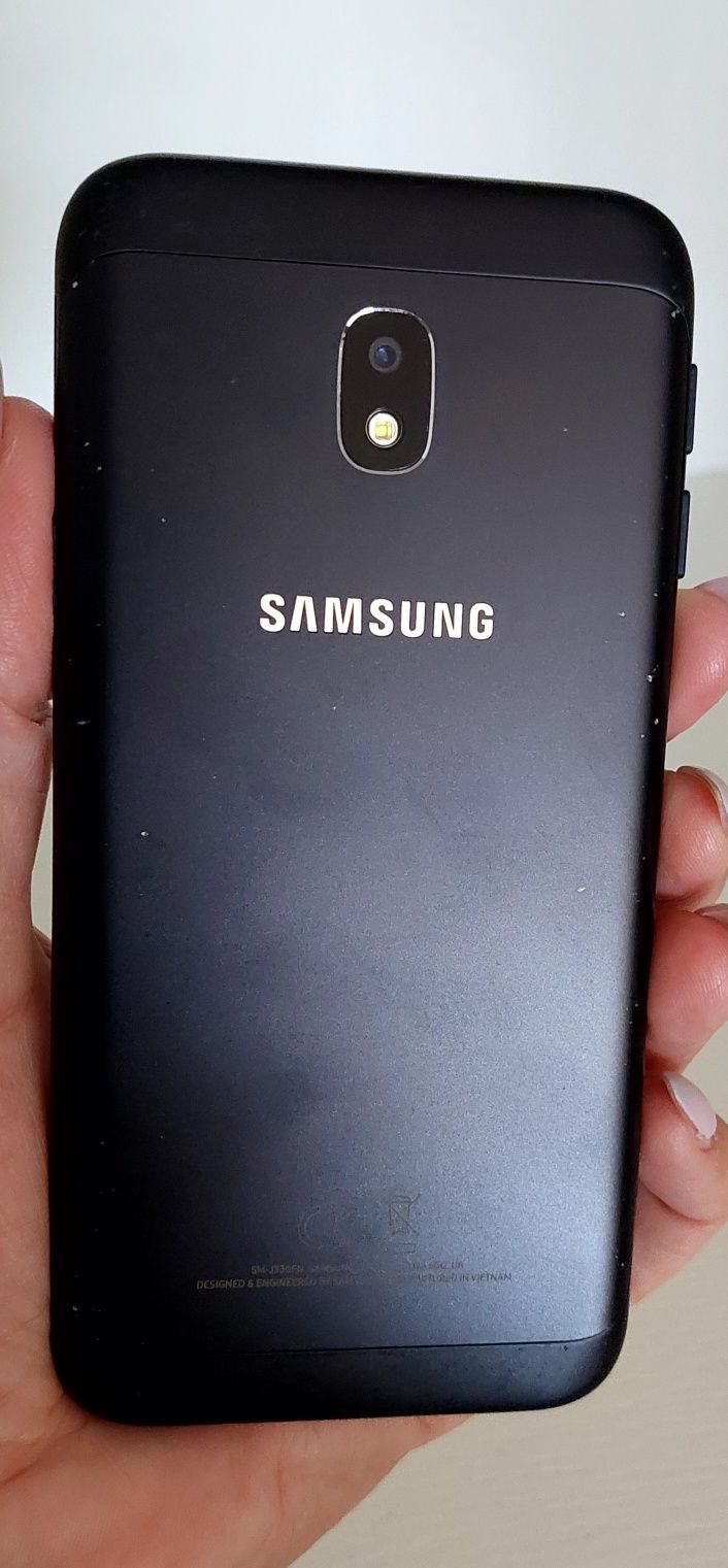 Telemóvel Samsung J3