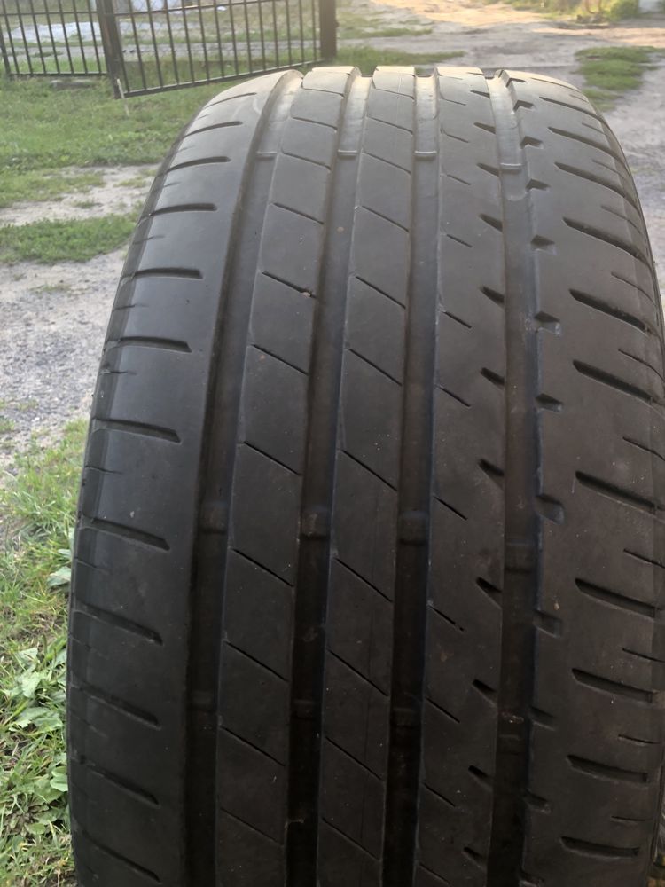 Opona Lassa Driveways 235/45R18 2020r