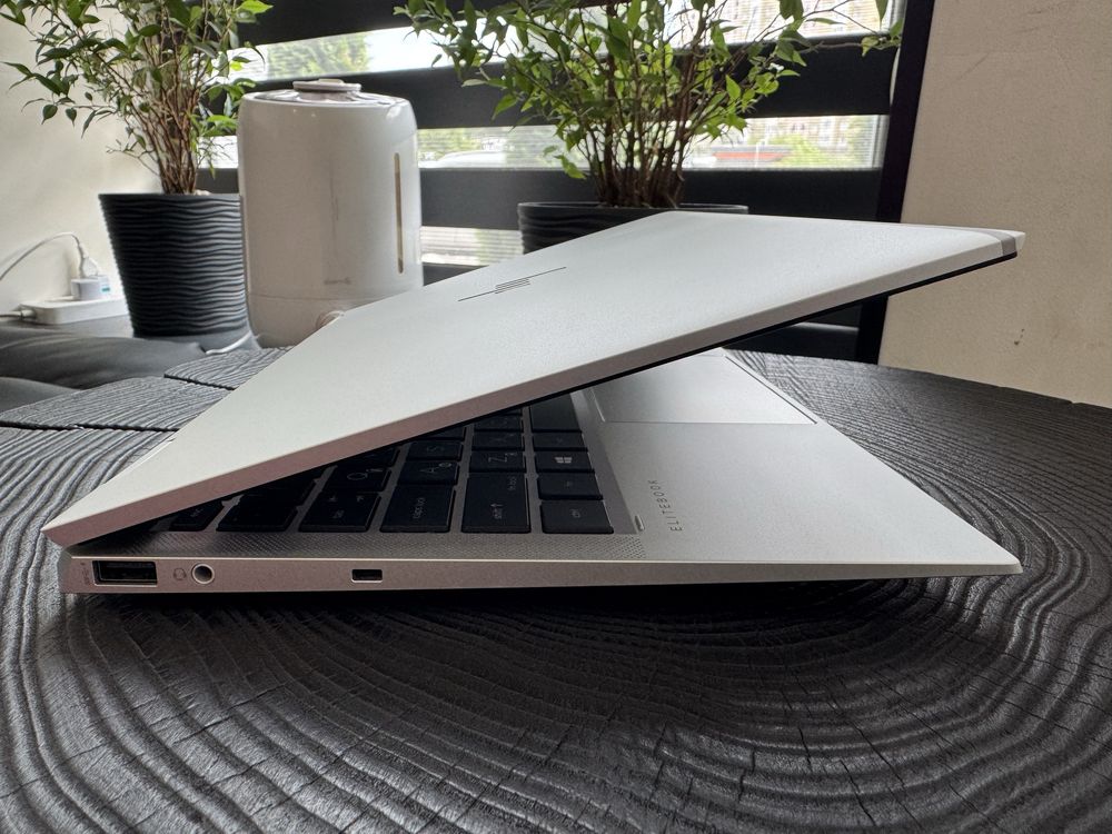HP EliteBook X360 1040 G8 i7-1185G7 32Gb 256SSD FHD IPS #1050
