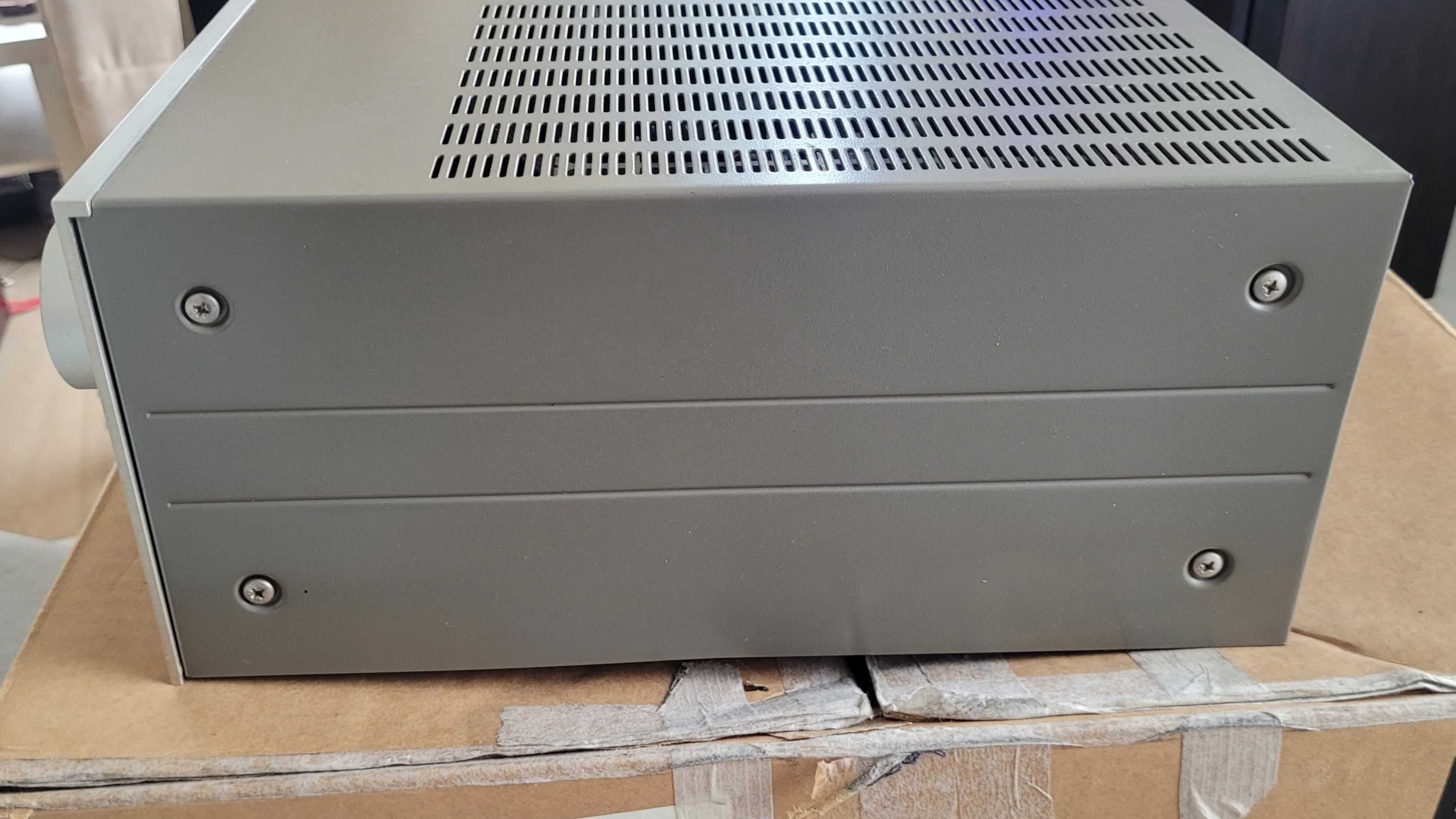 Wzmacniacz stereofoniczny Technics SU-V6