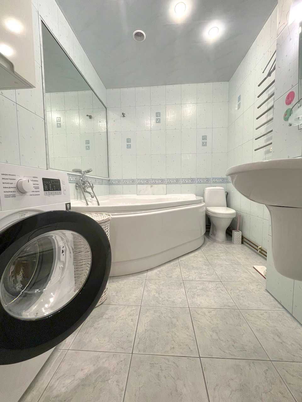 Продаж 3-кімнатної квартири 79.8 кв. м., вул. В. Городецького