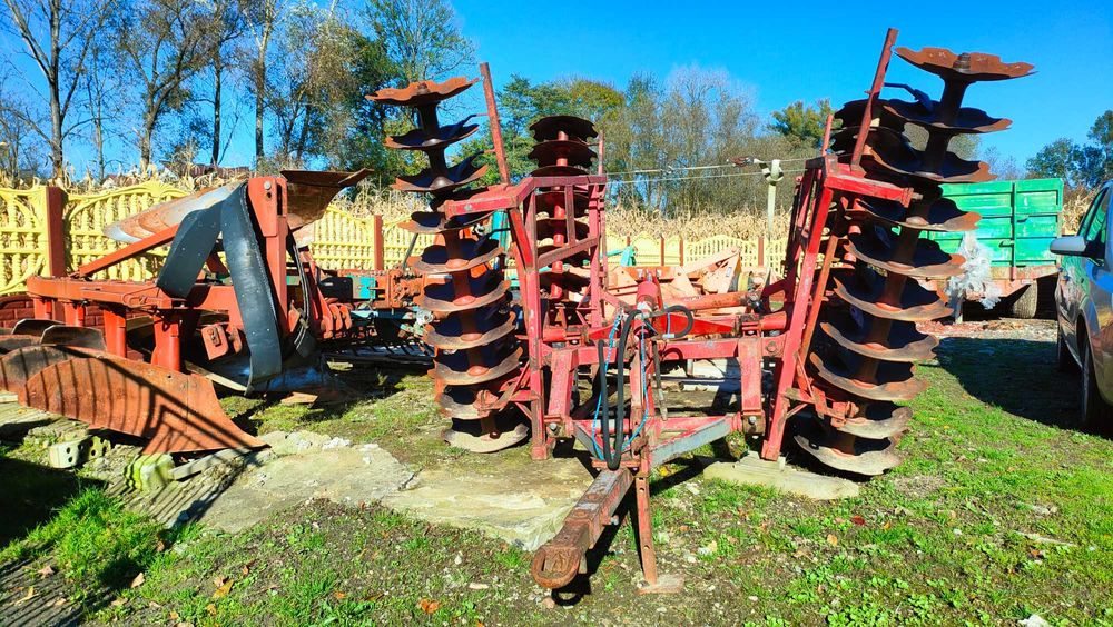 Brona talerzowa rozkładana hydraulicznie ** 4m **