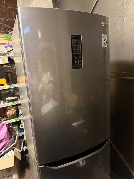 Холодильник LG GA-B379SLUL в ідеалі як новий!!!