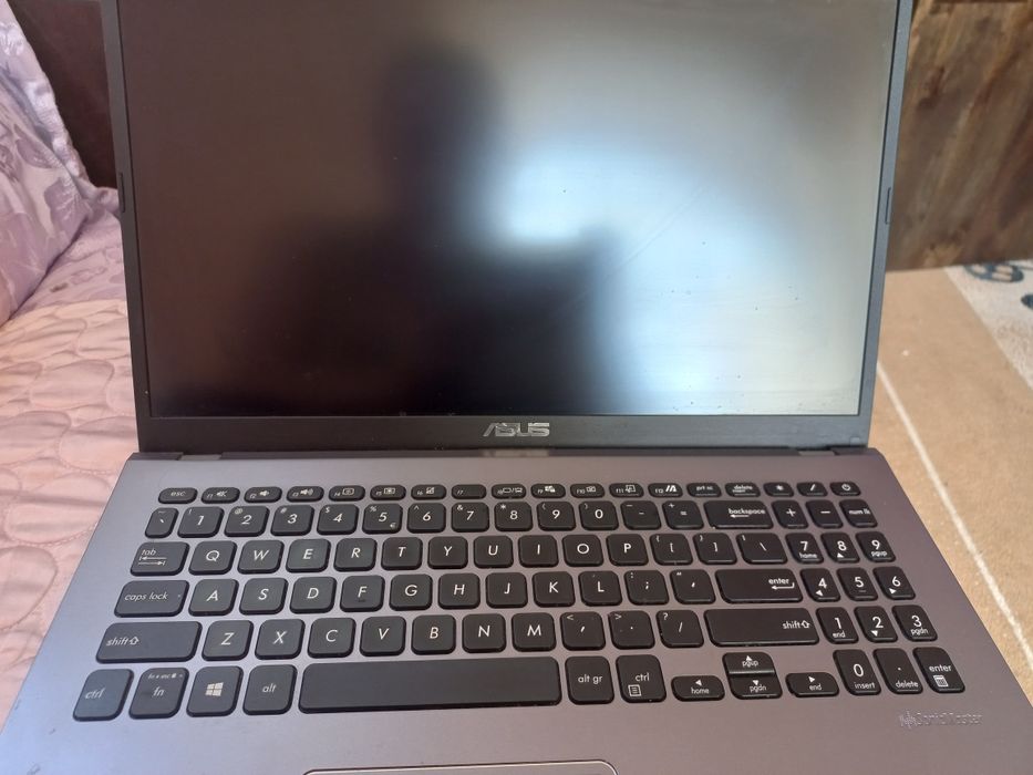 Laptop ASUS X509JA-BQ24 plus 5 gratisów