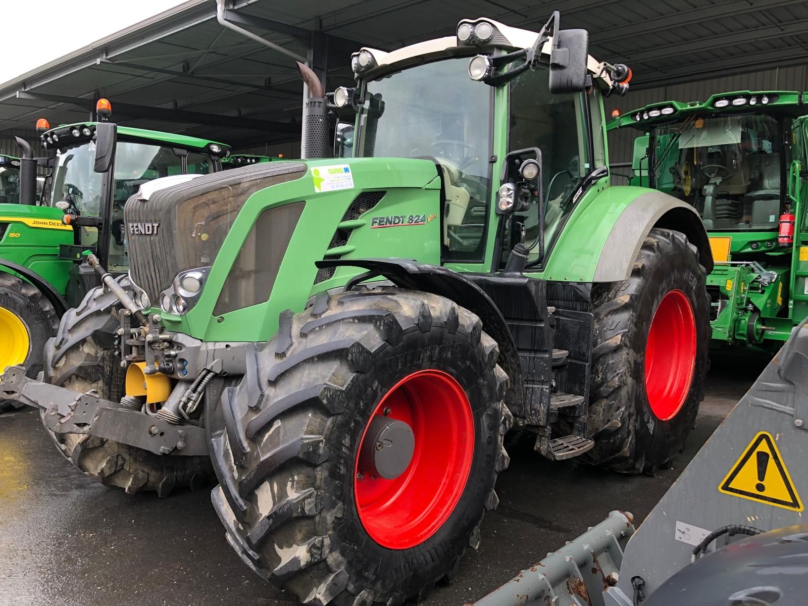 Traktor Fendt 824 vario