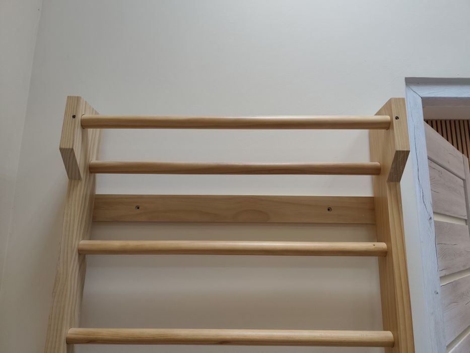 Drabinka rehabilitacyjny, do ćwiczeń, drewniana, jak nowa