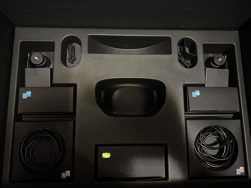 Valve Index Gogle VR (Zestaw + Adpter + stacja ładująca do knucklesy)