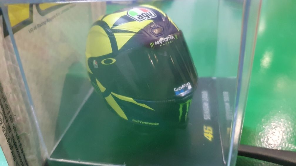 Capacetes Valentino Rossi