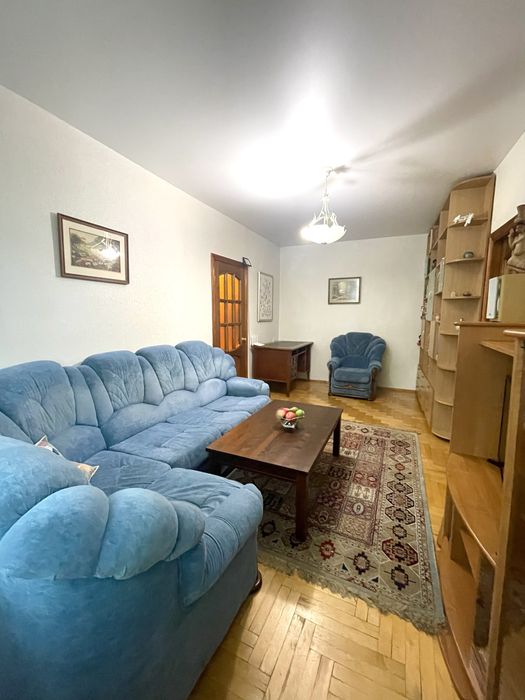 Продаж 2-к вул. Єреванська 25/1, Соломʼянська пл, Космонавтів