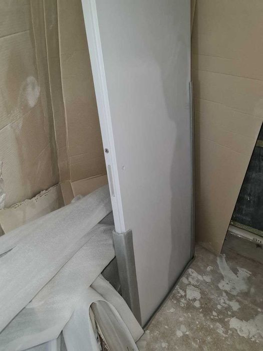 Продам двері прихованого монтажу