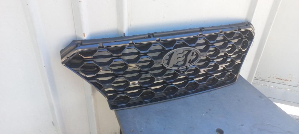 Решетка радиатора Hyundai Santa Fe 19-21 Front Grill