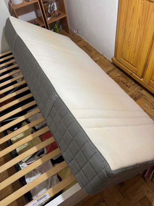 Colchão ikea corpo e meio 90x200