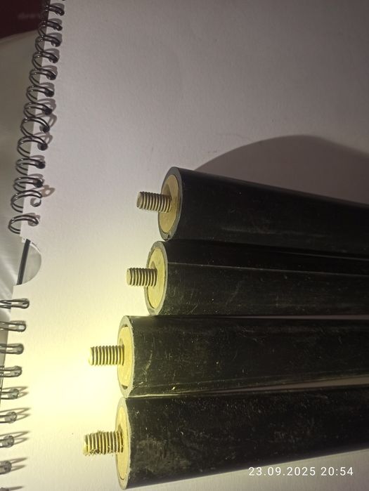 Ножки пластиковые, эпохи СССР, 4 штуки, длина 45см, Позняки