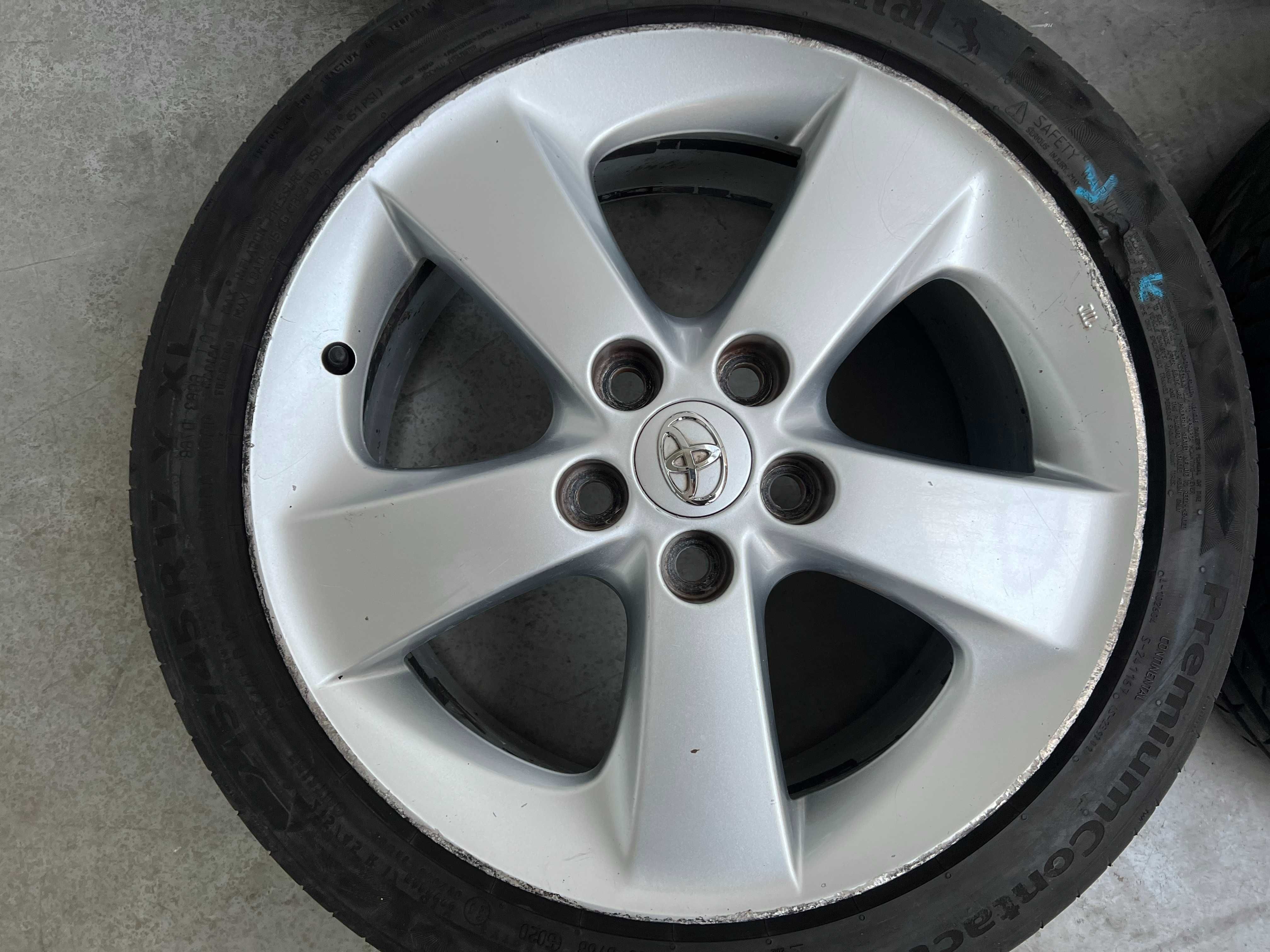 Koła Felgi Toyota Auris I 7J ET50 17"  5x114,3