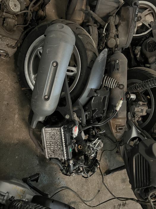Yamaha neos 50 4t silnik wtrysk