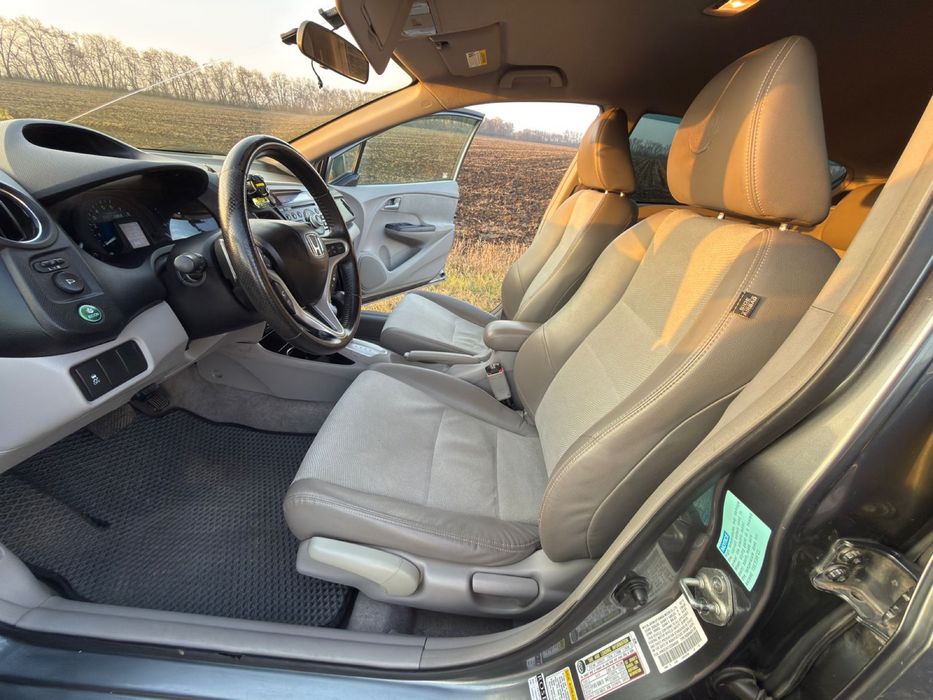 Honda insight гібрид