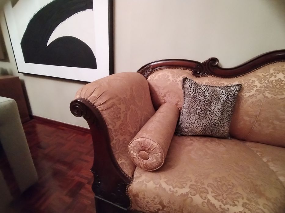 Sofá em tons de beje